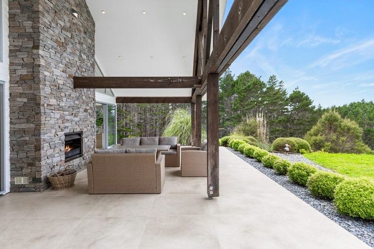 Photo of property in 132b Dormer Road, Waitoki, Helensville, 0875