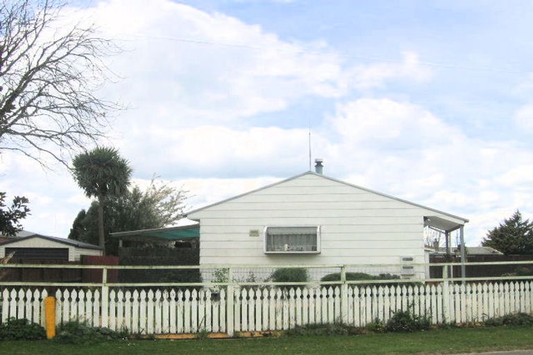 Photo of property in 3 Rowi Street, Selwyn Heights, Rotorua, 3015