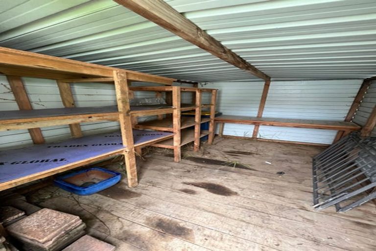 Photo of property in 23 Stapleford Crescent, Browns Bay, Auckland, 0630