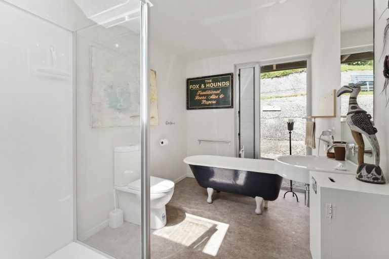 Photo of property in 4 Tangahoe Street, Paekakariki, 5034