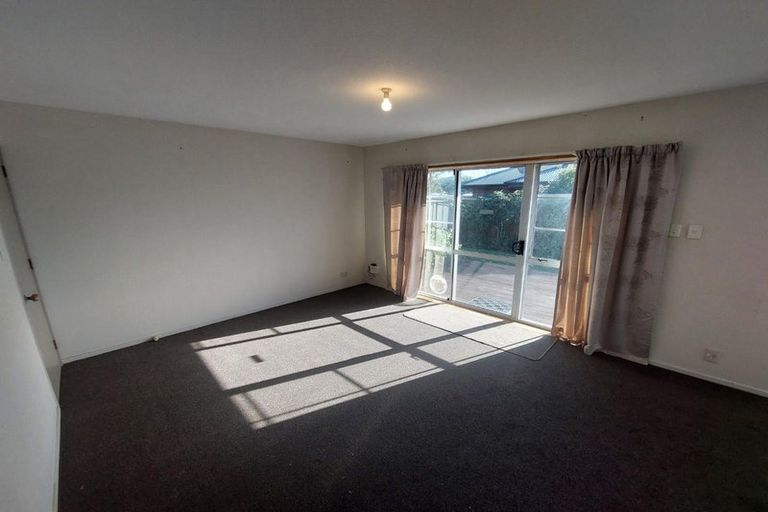 Photo of property in 104a Oram Avenue, New Brighton, Christchurch, 8061