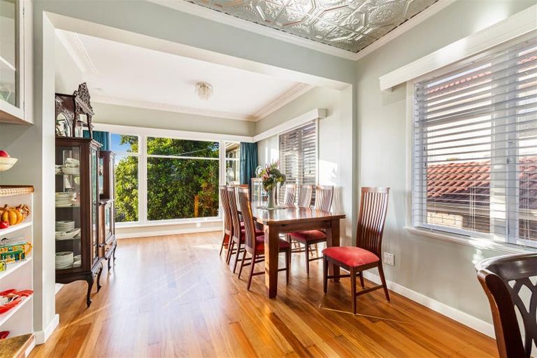 Photo of property in 7 Waterfront Road, Mangere Bridge, Auckland, 2022