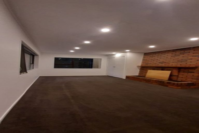 Photo of property in 43 Chequers Avenue, Glenfield, Auckland, 0629