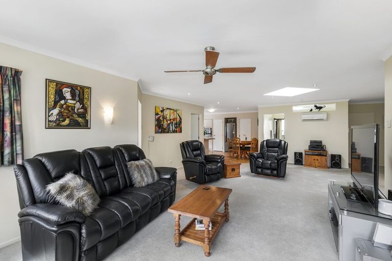 Photo of property in 38 Hinemoa Street, Waiwhetu, Lower Hutt, 5010