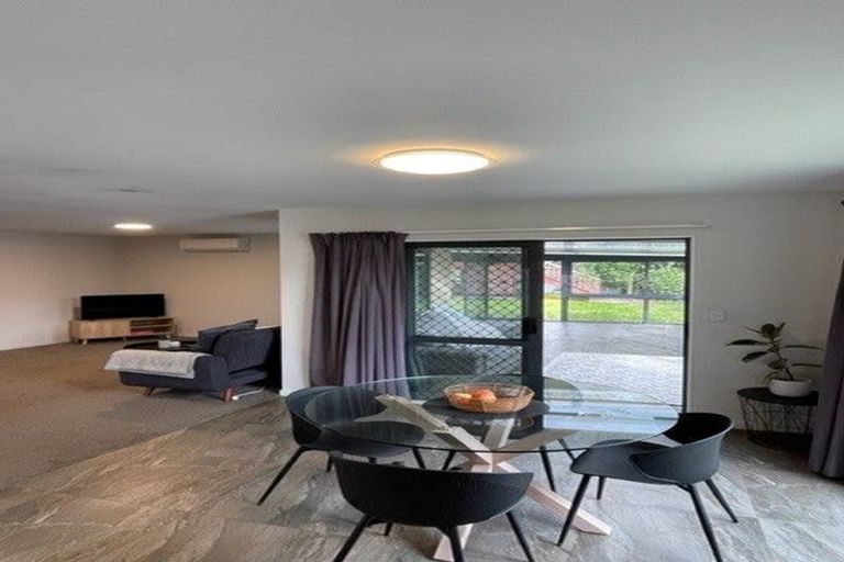 Photo of property in 18a Tyrone Street, Belfast, Christchurch, 8051