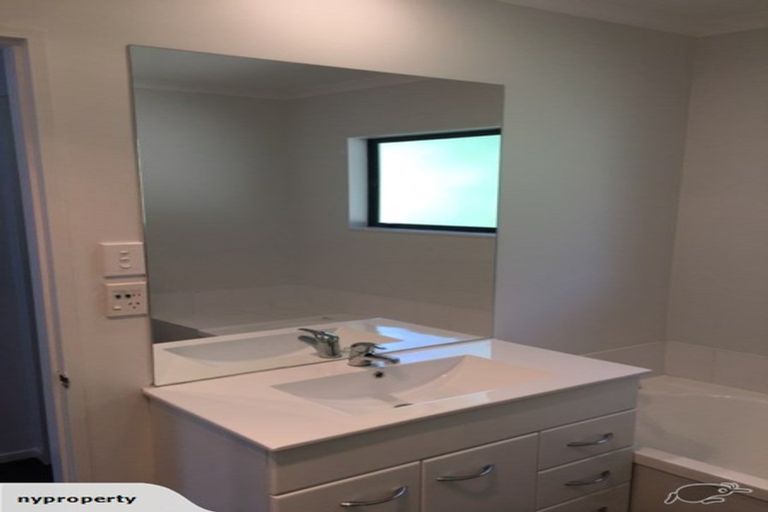 Photo of property in 12 Samuel Way, Judea, Tauranga, 3110