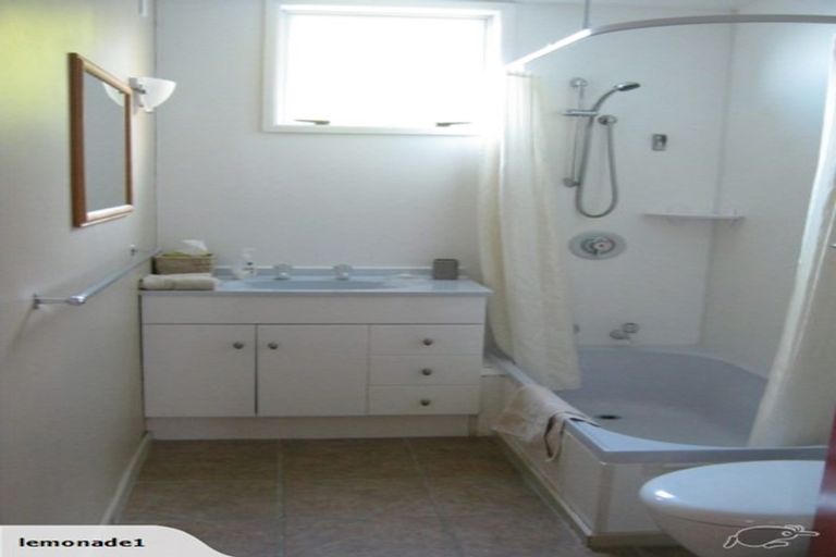 Photo of property in 99 Rose Road, Upper Moutere, 7175