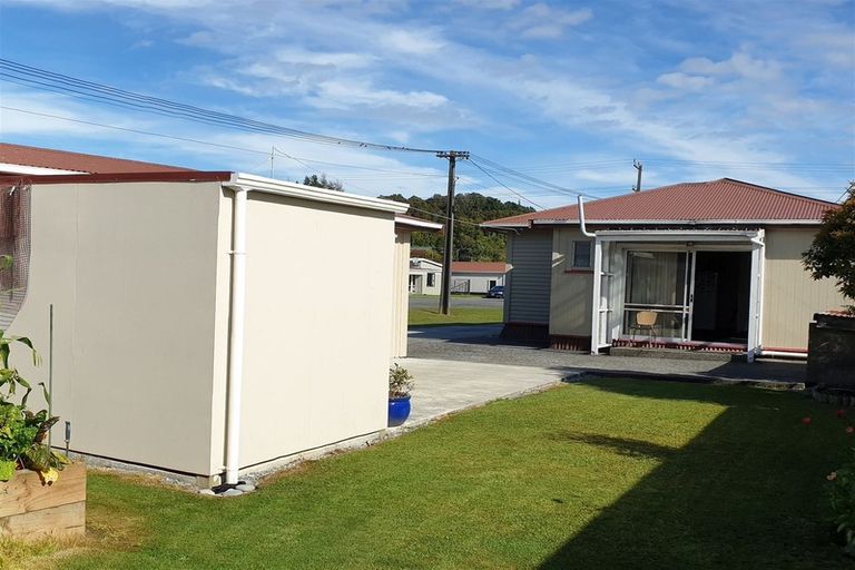 Photo of property in 34 Inverness Street, Dunollie, Runanga, 7803