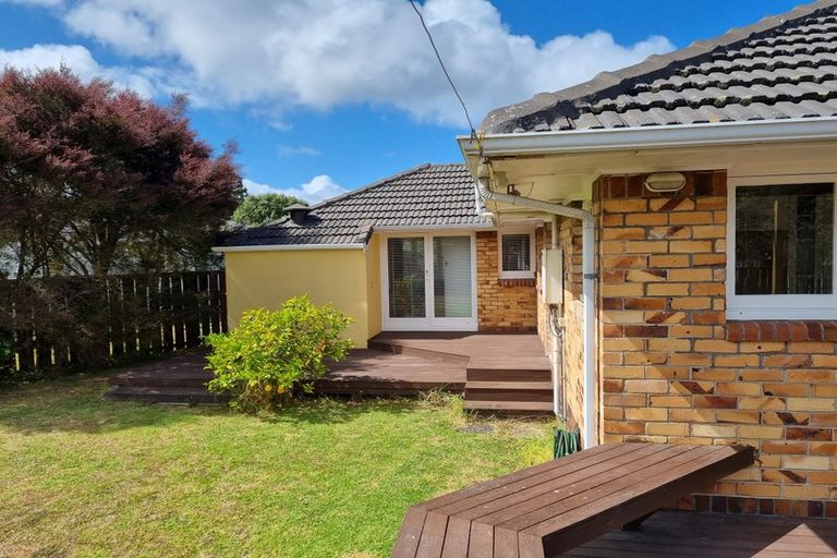 Photo of property in 6 Pickett Avenue, Sandringham, Auckland, 1025