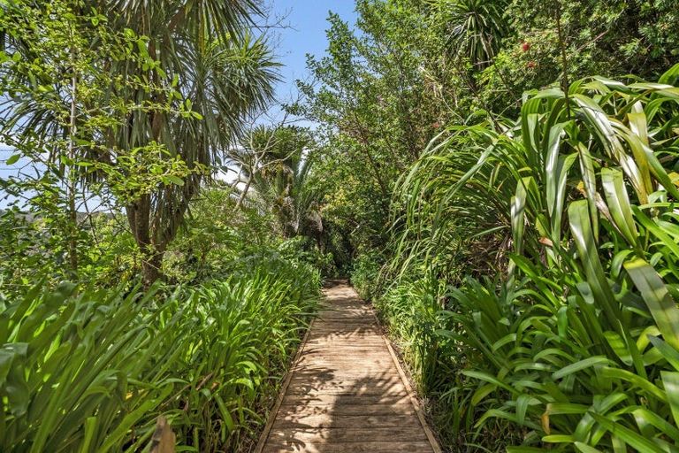 Photo of property in 15 Pukenui Road, Maunu, Whangarei, 0110