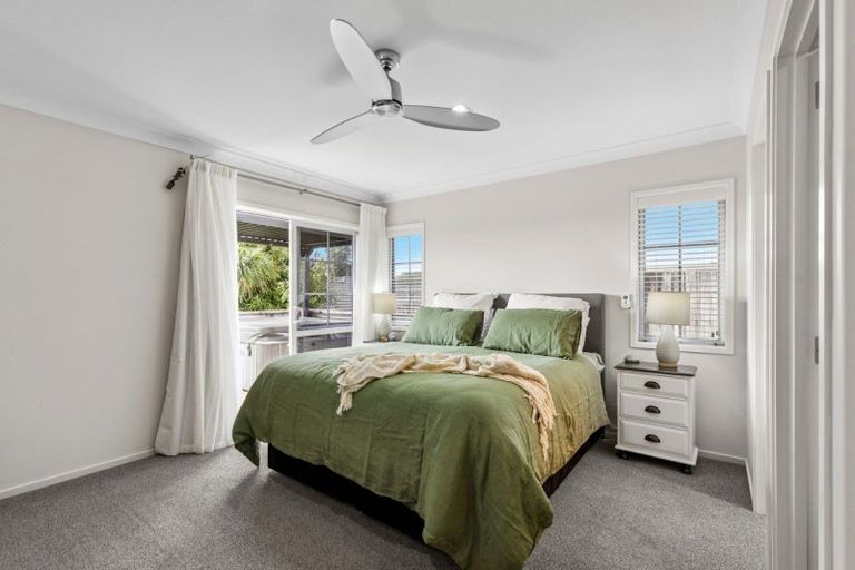 Photo of property in 33 Merriman Place, Pyes Pa, Tauranga, 3112
