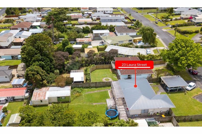 Photo of property in 23 Laura Street, Kelston, Auckland, 0602