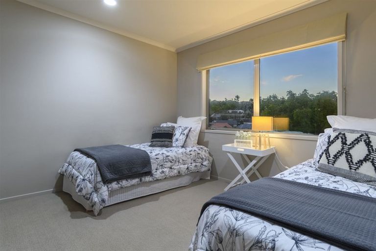 Photo of property in 136 Waterside Drive, Pyes Pa, Tauranga, 3112