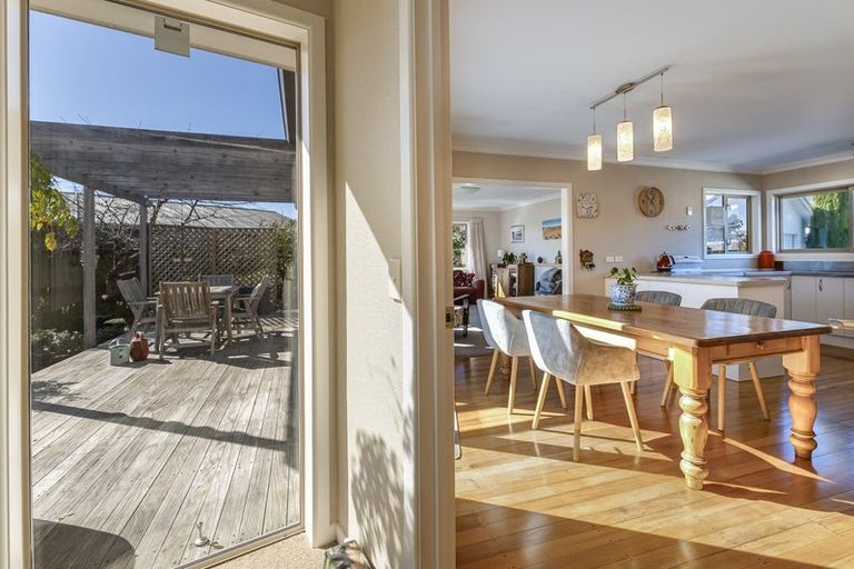 Photo of property in 18 Reeves Street, Stoke, Nelson, 7011