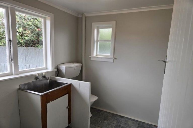 Photo of property in 1/84 Amyes Road, Hornby, Christchurch, 8042