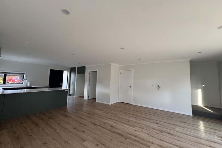 Photo of property in 10 Betty Boyes Street, Wallaceville, Upper Hutt, 5018
