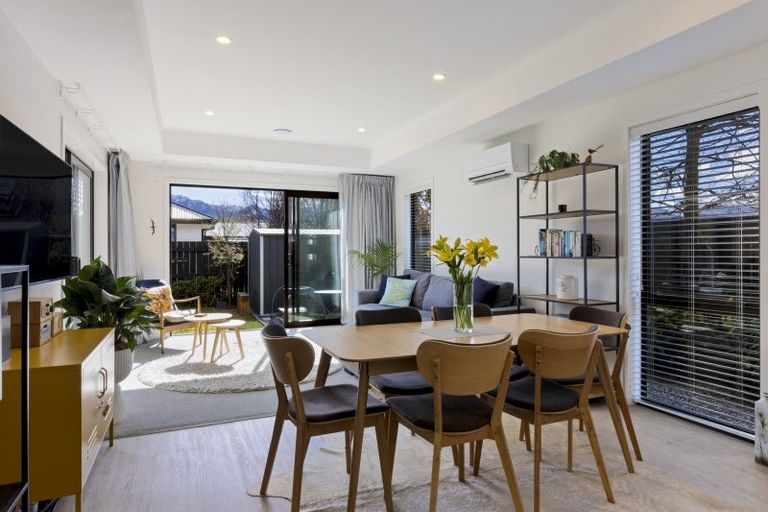 Photo of property in 11 Red Cottage Drive, Lake Hayes, Queenstown, 9304
