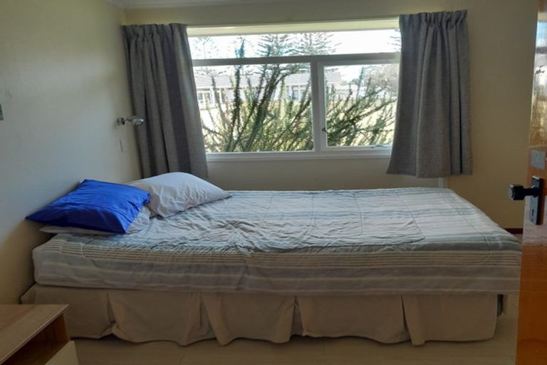 Photo of property in 2 Te Kamo Street, Ruakaka, 0116