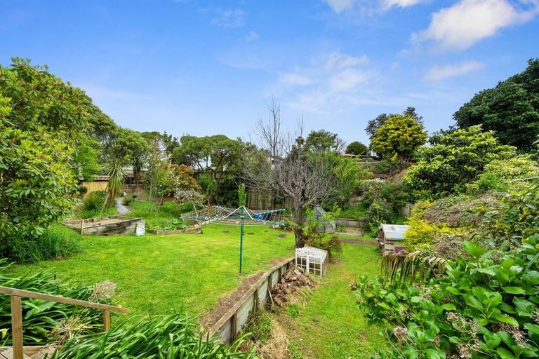 Photo of property in 12 Karaka Grove, Raumati Beach, Paraparaumu, 5032