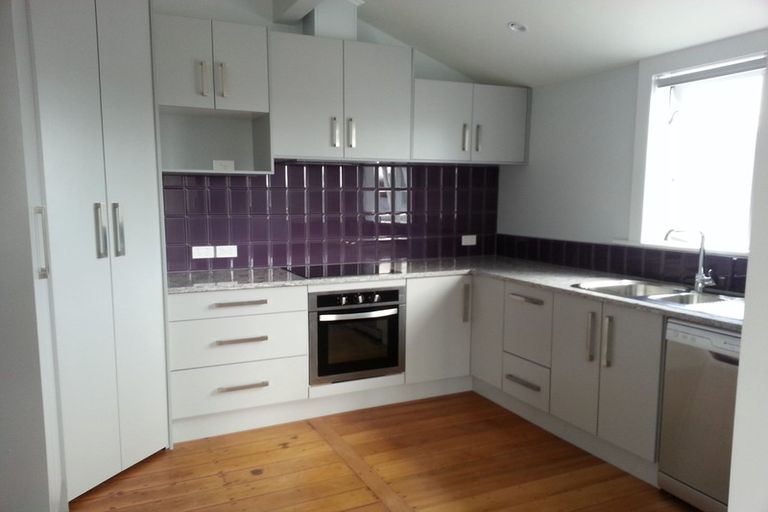 Photo of property in 26 Archibald Road, Kelston, Auckland, 0602