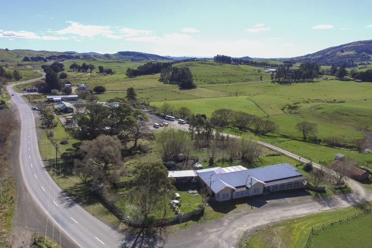 Photo of property in 3345 Weber Road, Weber, Dannevirke, 4970