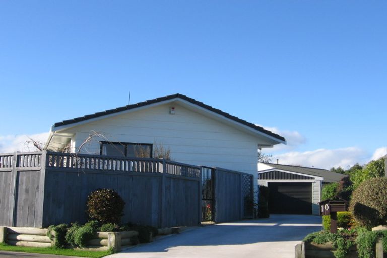 Photo of property in 10 Mercury Street, Milson, Palmerston North, 4414