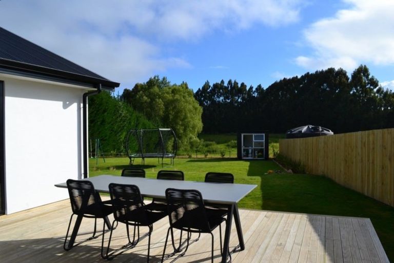 Photo of property in 12b Sussex Street, Weston, Oamaru, 9401