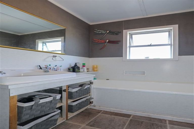 Photo of property in 8 Mcvie Road, Huntly, 3700