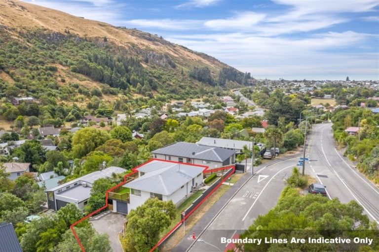 Photo of property in 36 Evans Pass Road, Sumner, Christchurch, 8081
