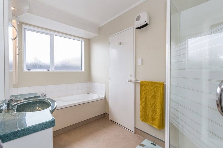 Photo of property in 5 Dumfries Drive, Hei Hei, Christchurch, 8042