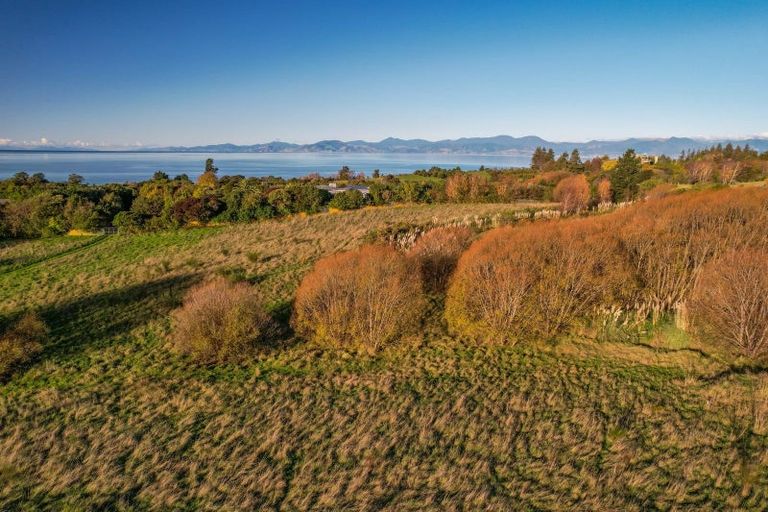 Photo of property in 50 Cliff Road, Tasman, Upper Moutere, 7173