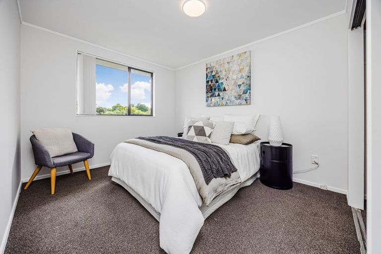Photo of property in 1/55 Redcrest Avenue, Red Hill, Papakura, 2110