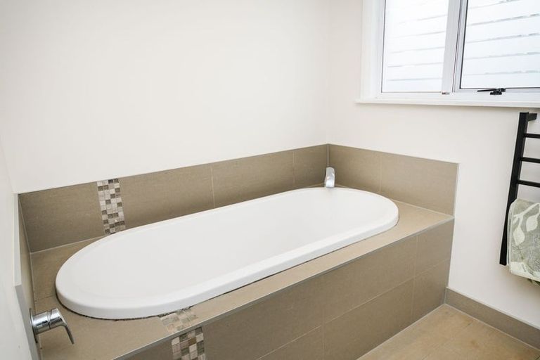 Photo of property in 4 Miles Place, Awapuni, Palmerston North, 4412