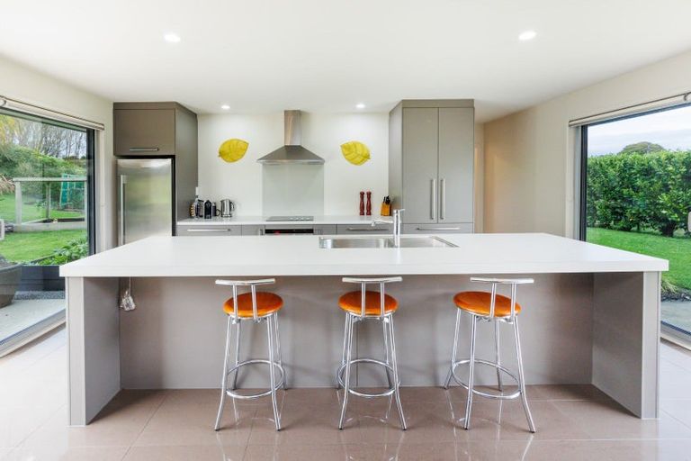 Photo of property in 100 Greer Court, Bunnythorpe, Palmerston North, 4481