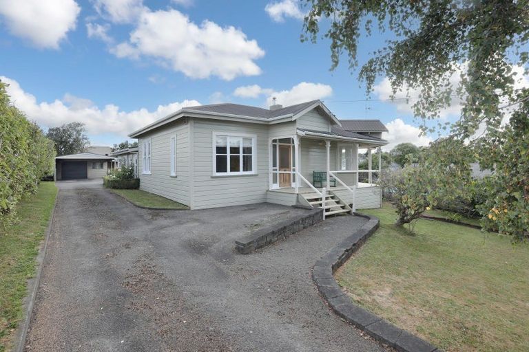 Photo of property in 6 Toia Street, Marton, 4710