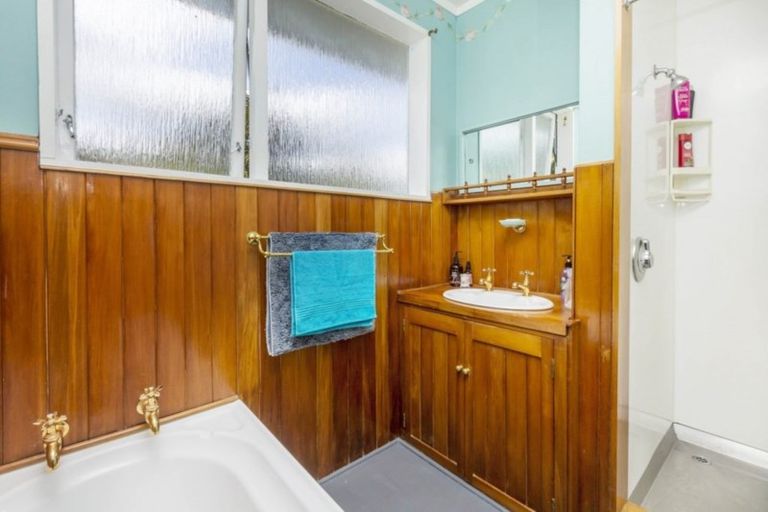 Photo of property in 88 Pasadena Crescent, Totara Park, Upper Hutt, 5018