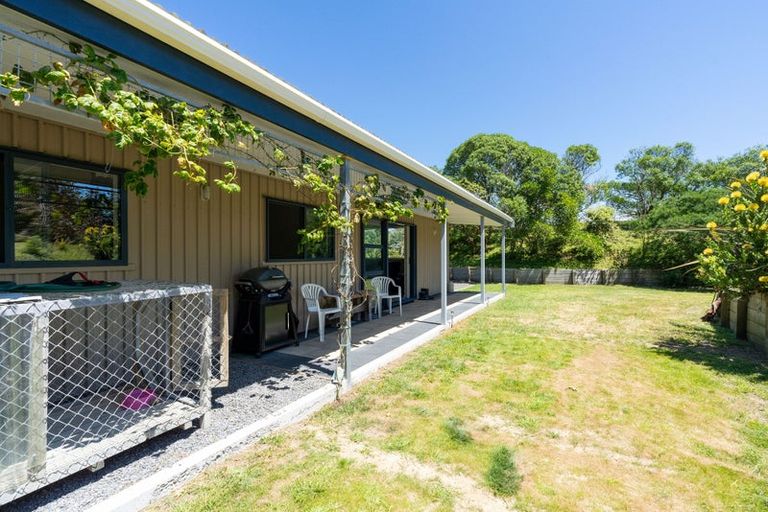 Photo of property in 184-190 Kahukura Avenue, Waitarere Beach, Levin, 5510