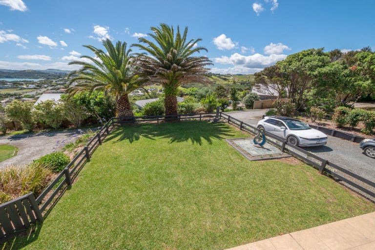 Photo of property in 8 Haekaro Lane, Cable Bay, 0420