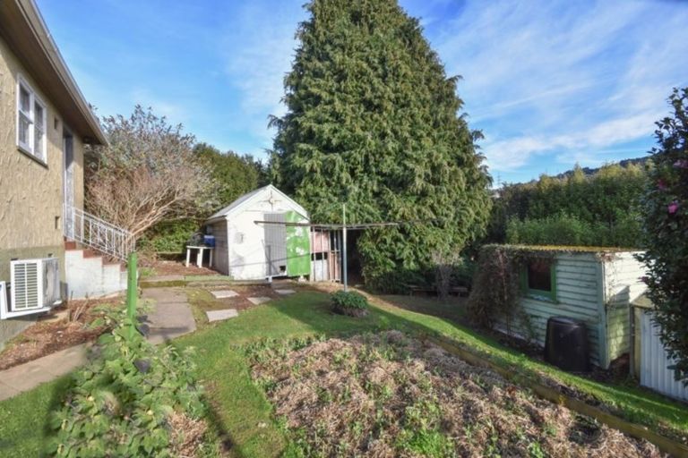 Photo of property in 7 Holyrood Avenue, Wakari, Dunedin, 9010