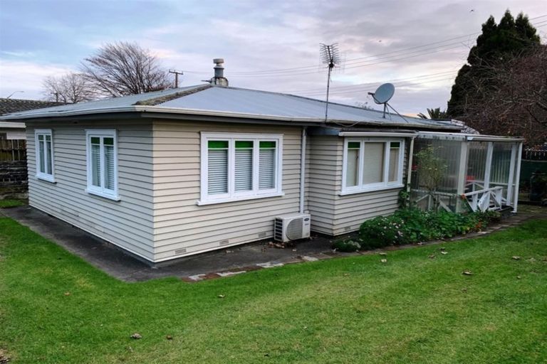 Photo of property in 1/16 Opaheke Road, Papakura, 2110