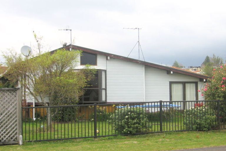 Photo of property in 19 Hathor Street, Pomare, Rotorua, 3015