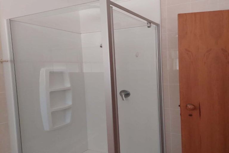 Photo of property in 17a Roy Street, Tawa, Wellington, 5028