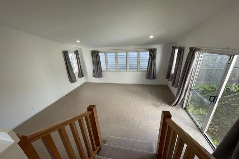 Photo of property in 7 Thornton Road, Milford, Auckland, 0620