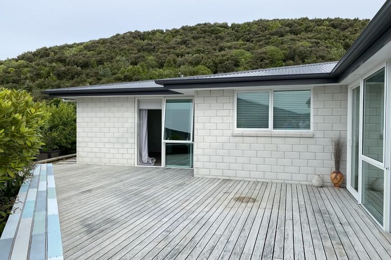 Photo of property in 24 Rochfort Crescent, Pyes Pa, Tauranga, 3112