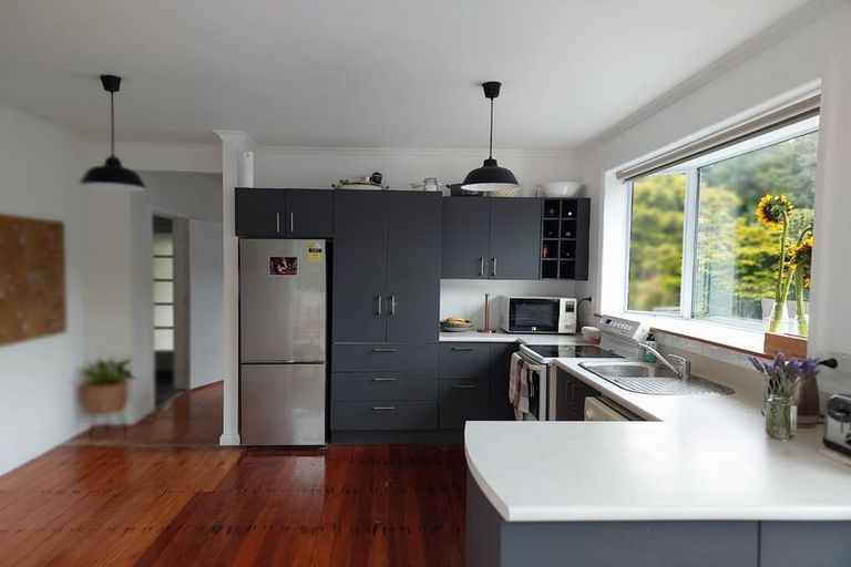 Photo of property in 9 Lorna Street, Lynmouth, New Plymouth, 4310