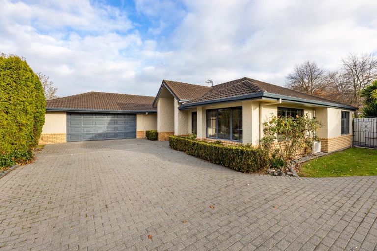 Photo of property in 23 Callum Brae Drive, Rototuna, Hamilton, 3210