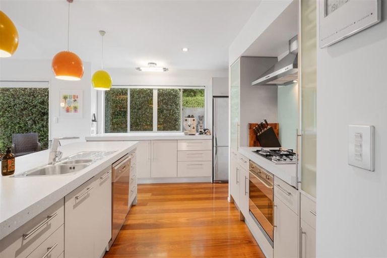 Photo of property in 51 Croziers Road, St Albans, Christchurch, 8052