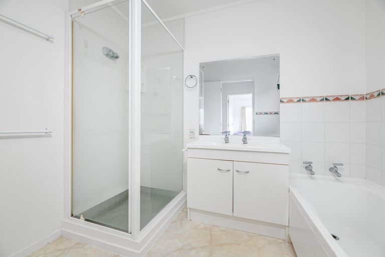 Photo of property in 3/36a James Laurie Street, Henderson, Auckland, 0612