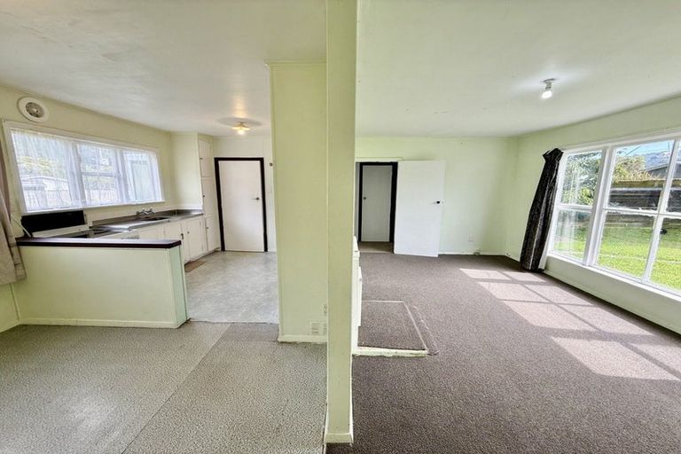 Photo of property in 1/18 Eldon Grove, Taita, Lower Hutt, 5019