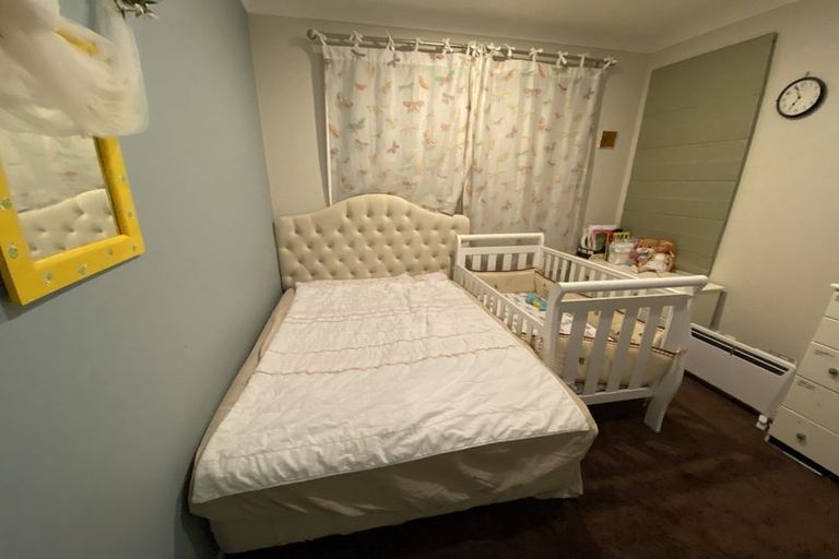 Photo of property in 12 Gifford Grove, Churton Park, Wellington, 6037